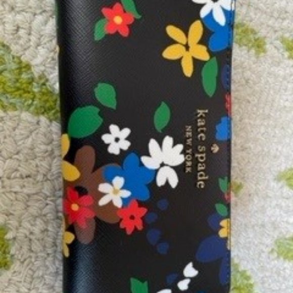 Kate Spade bifold wallet - new without tags - Picture 1 of 6